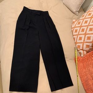 High waisted pleated black pants